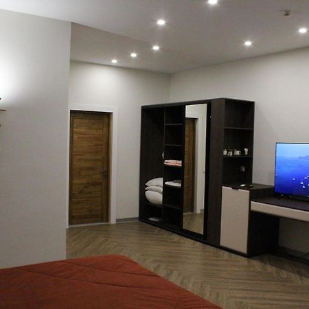 Ayhan Hotel Aqtöbe Luaran gambar