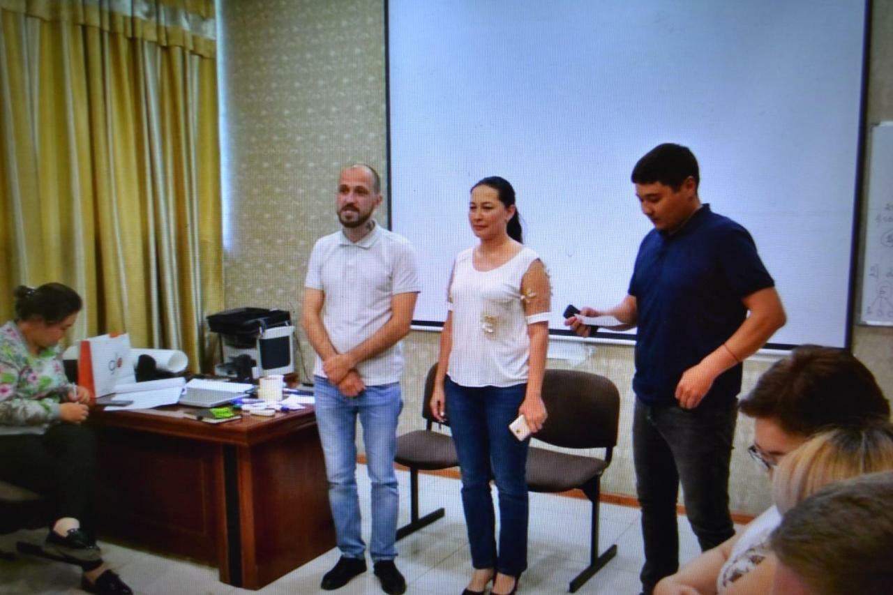 Ayhan Hotel Aqtöbe Luaran gambar