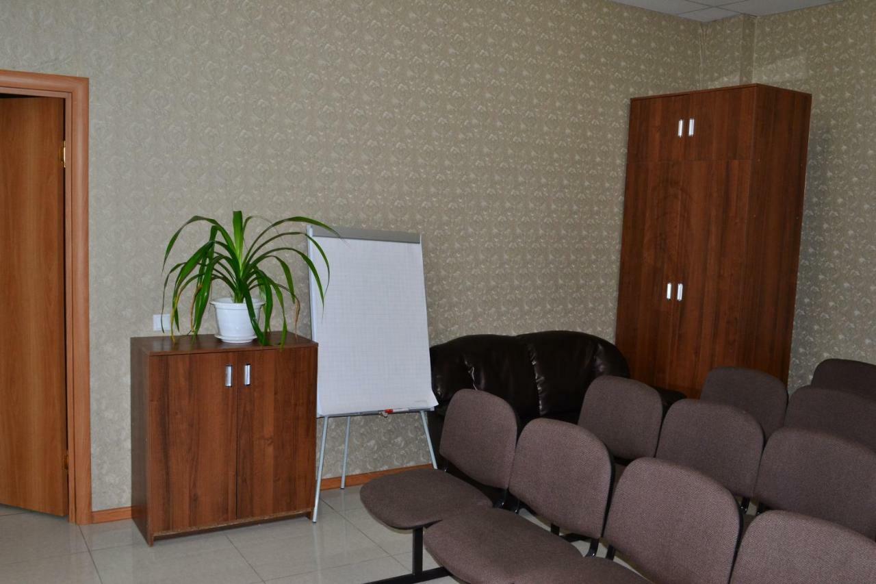 Ayhan Hotel Aqtöbe Luaran gambar