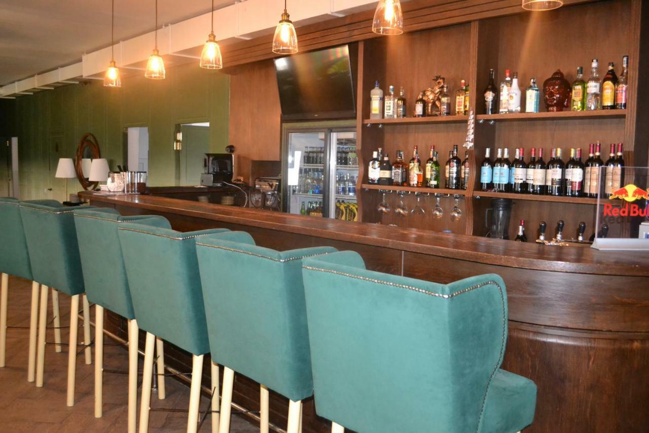 Ayhan Hotel Aqtöbe Luaran gambar