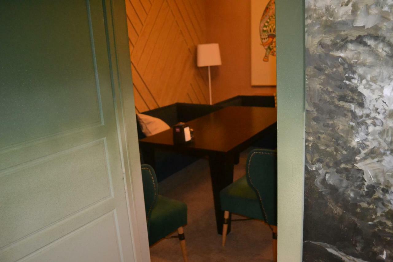 Ayhan Hotel Aqtöbe Luaran gambar